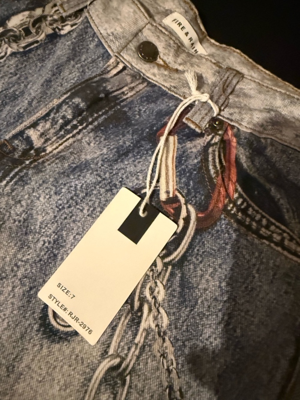 High-Rise Blue Washed Jeans with Chain Print